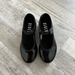 Bloch tap shoes